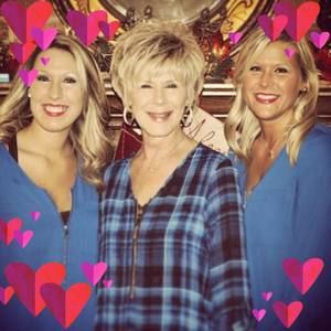 Meet your Posher, Gena